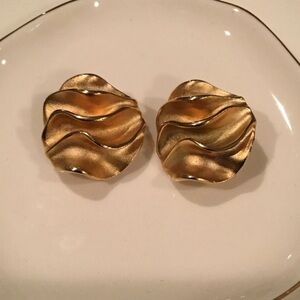 Gold Wave Design Earrings